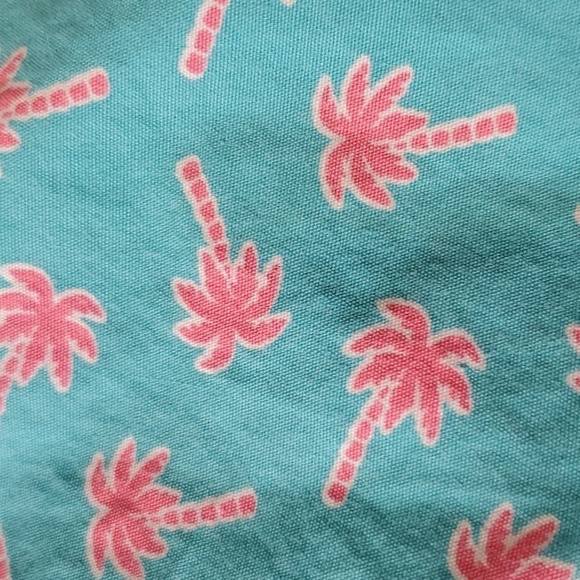 Vineyard Vines teal with pink Palm trees trunk shorts size large - Picture 7 of 7